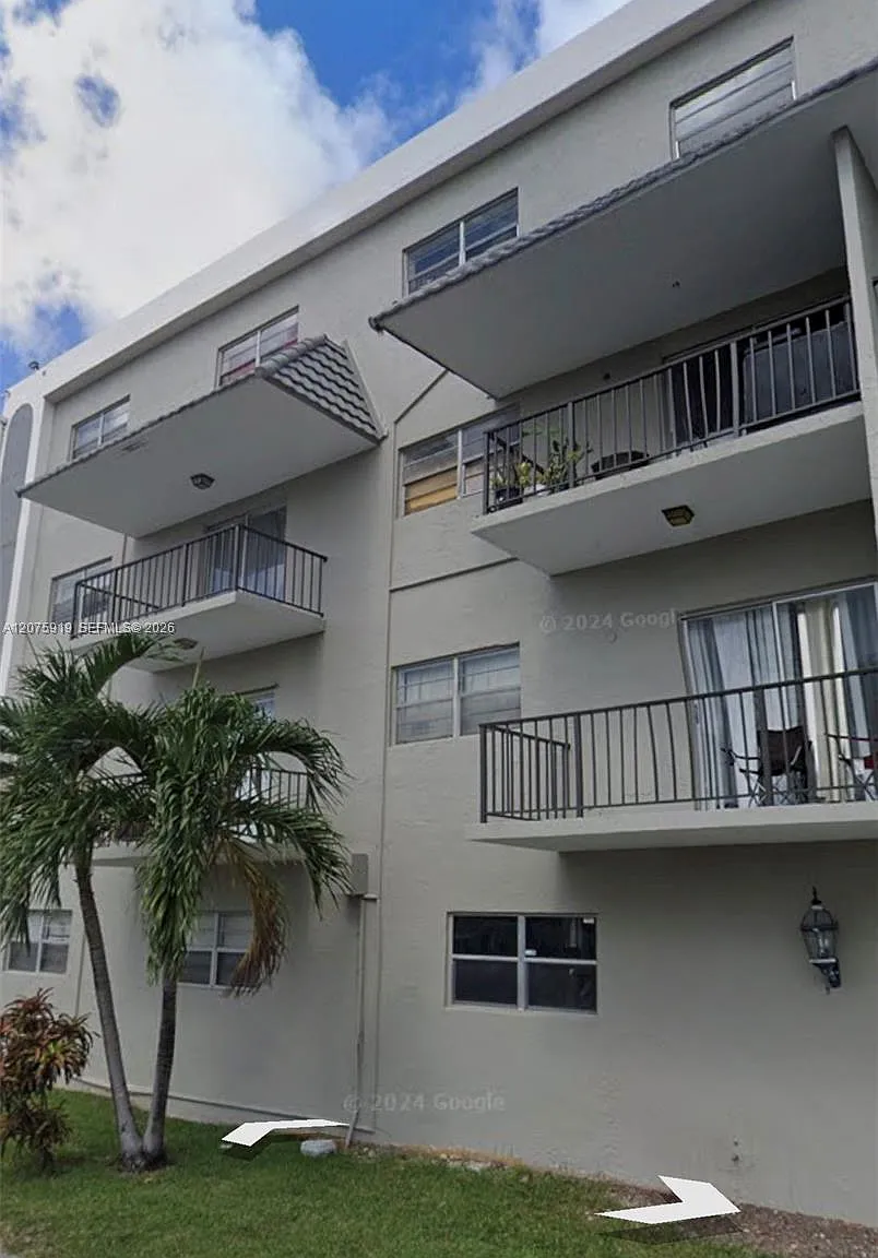 Condado Real Condo — Photo 1