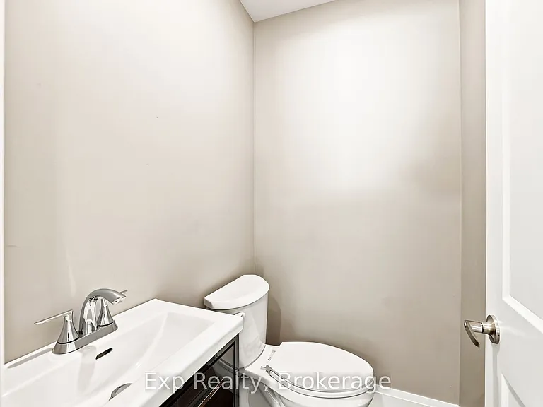 372 Major St #B — Photo 19