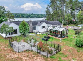 5565 N Shore Dr, Eau Claire, WI 54703