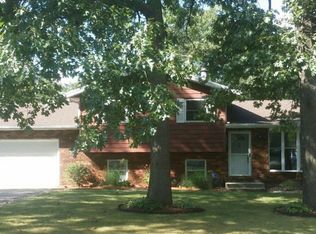 4676 E 1022 N, Demotte, IN 46310