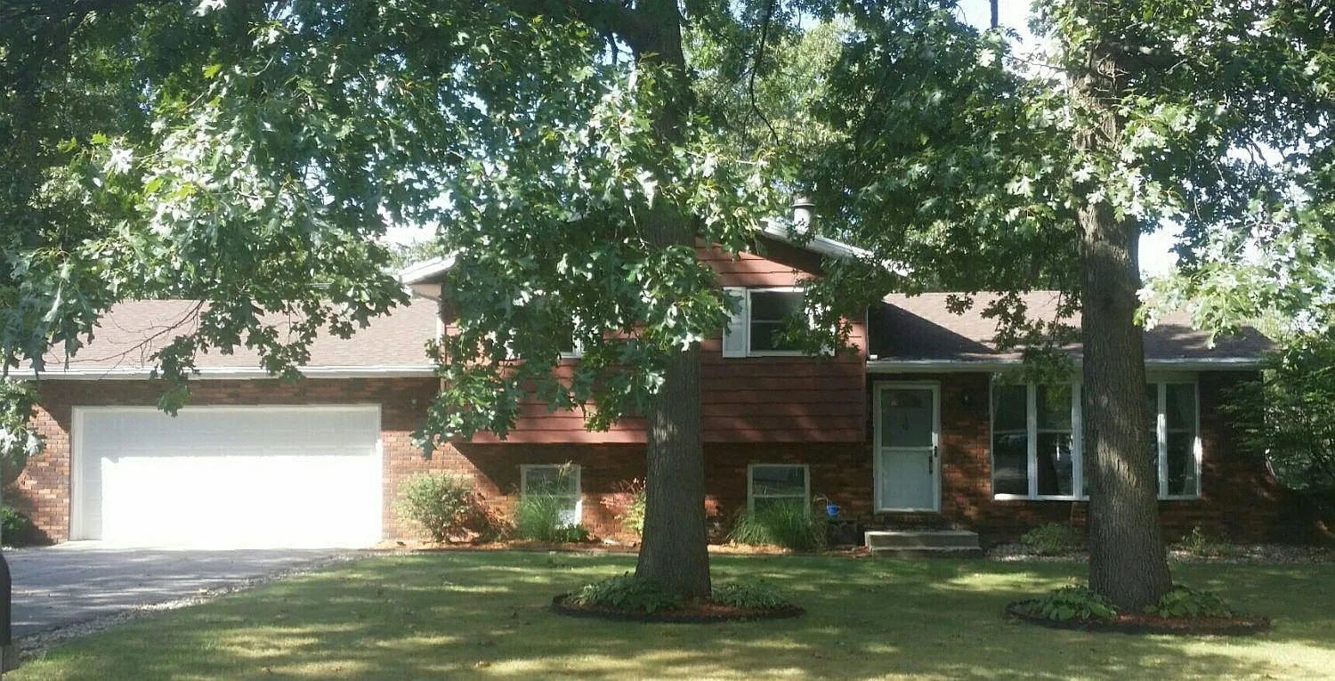 4676 E 1022 N photo 1