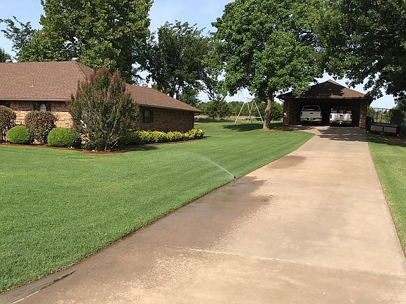 3rd image of 3010 Shady Lane Dr