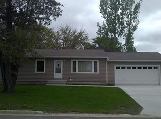 15 Red Wing Ave, Kenyon, MN 55946