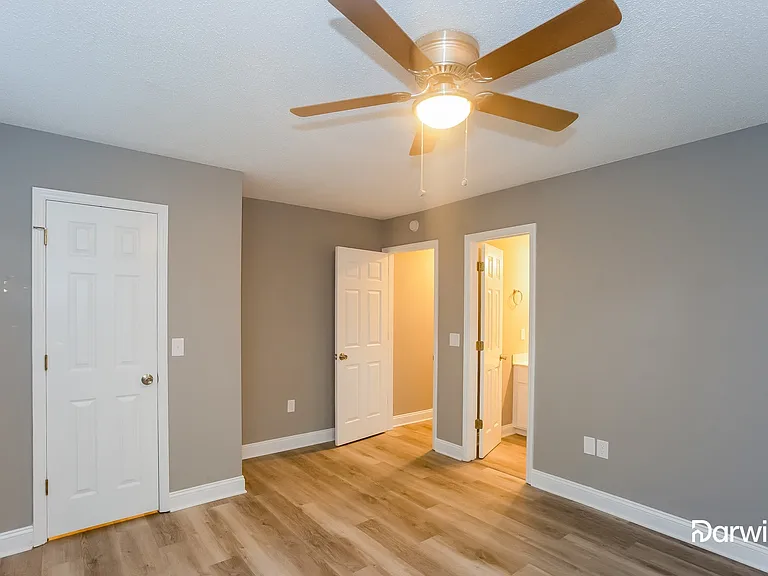 978 Braxton Dr — Photo 12