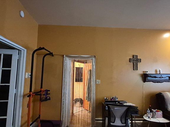 2nd image of 501 Church Rd