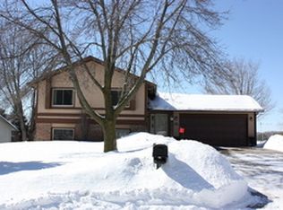 6849 Buckingham Rd, Woodbury, MN 55125