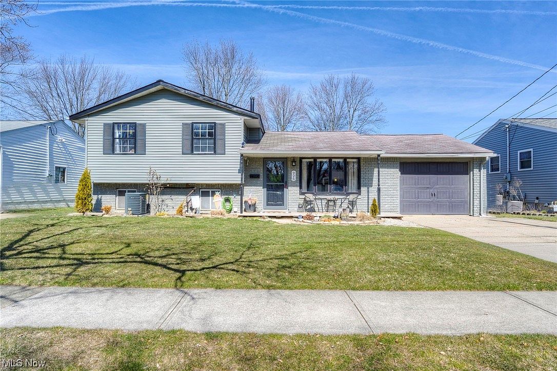 926 Sherwood Dr, Elyria, OH 44035 Zillow