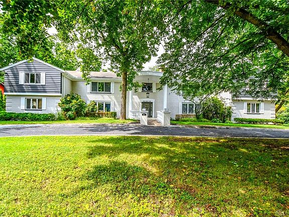 4th image of 121 E Schantz Ave Suite 3