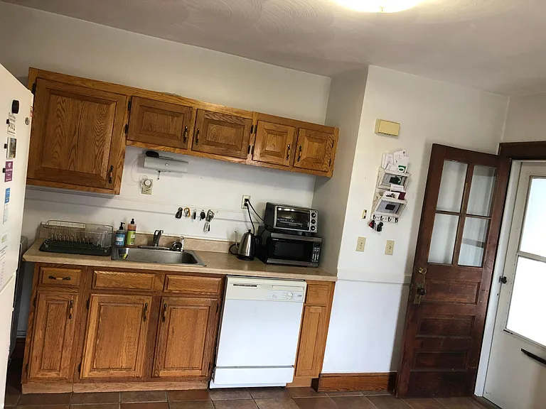 36 Kingston St #3 — Photo 3