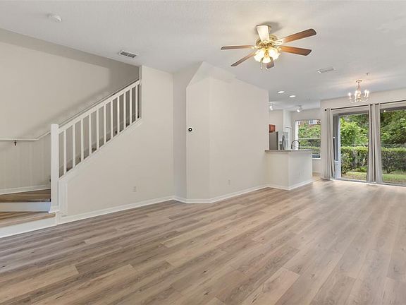 5th image of 520 Majestic Way
