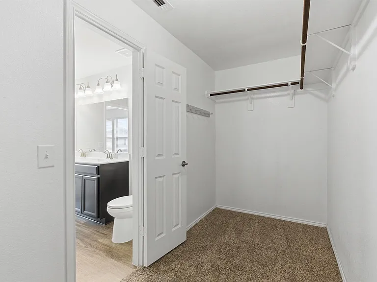 5718 Savanna Pasture Rd — Photo 25