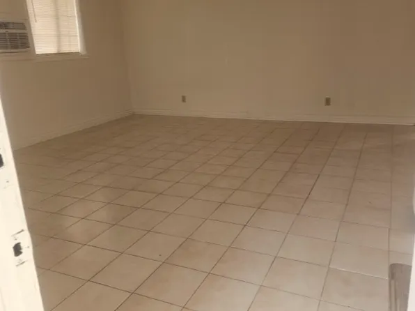 305.5 Geneva St, Glendale, CA 91206