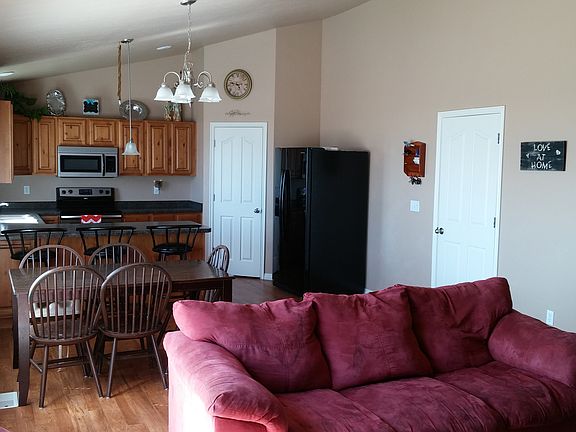 2nd image of 3384 Hawk Dr.