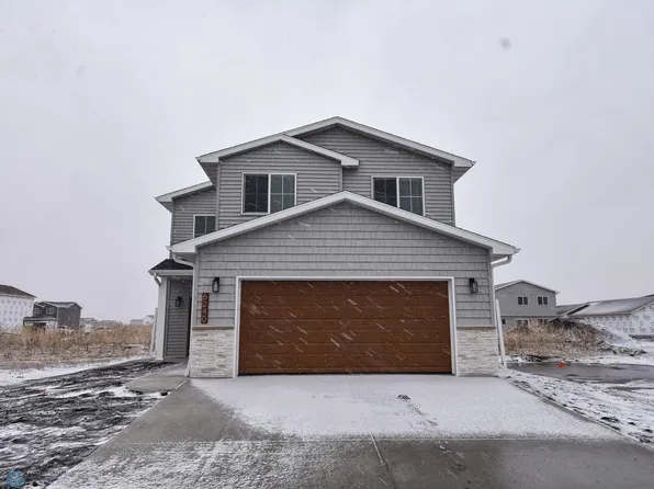 6240-86 Avenue S, Horace, ND 58047