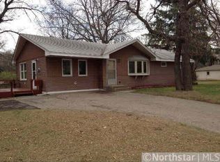 2468 Silver Lake Rd, Saint Paul, MN 55112