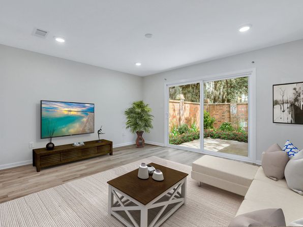 232 Stephenson Ave APT 4D