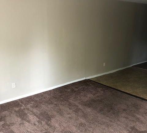 5th image of 9961 Lorraine Ave