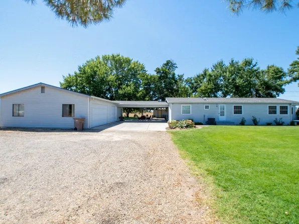 24633 N Buck Rd, Acampo, CA 95220