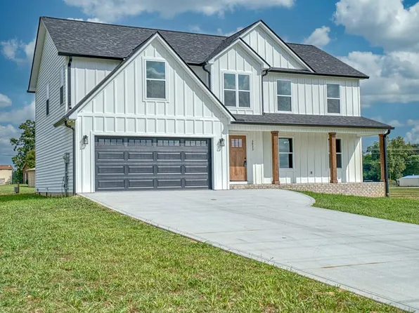 3933 Winter Haven Dr, Cookeville, TN 38501