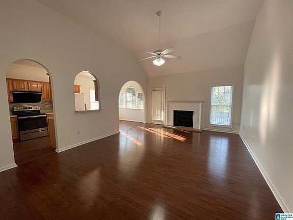 2nd image of 140 Heather Ln