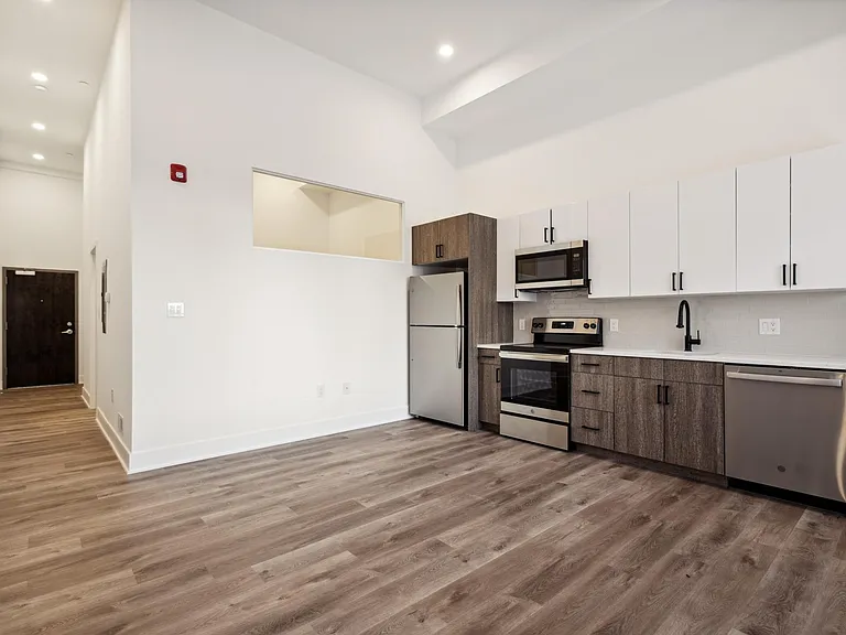 1420 Point Breeze Avenue — Photo 21