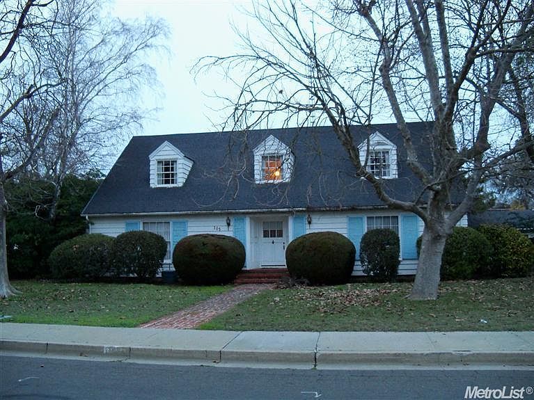 1st image of 105 Bartlett Ave