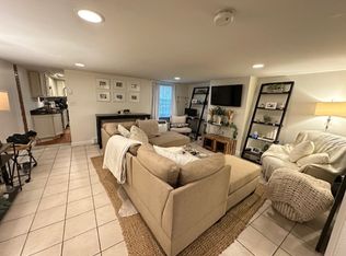 17 Greenough Ln #3, Boston, MA 02113