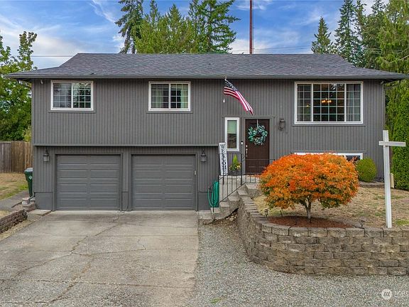 2nd image of 11619 213th Ave Court E