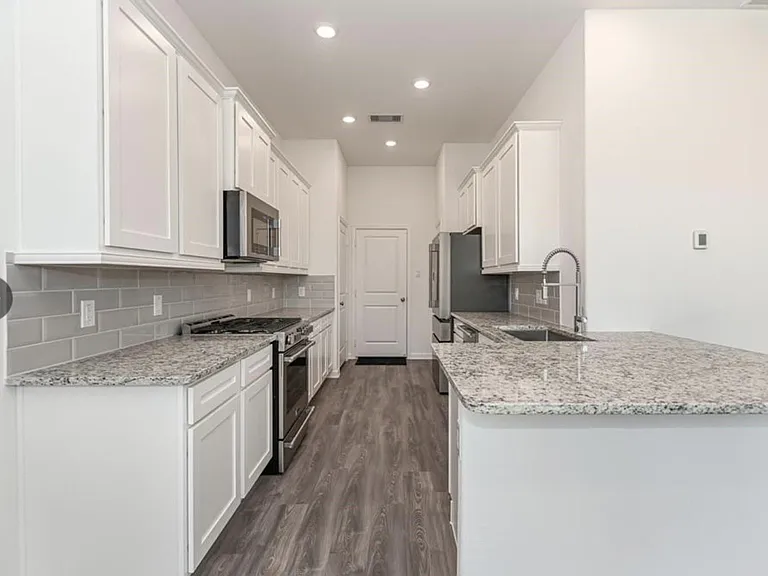 530 Dry Fork Ln — Photo 3