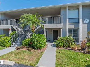 1211 Commonwealth Cir #C-102, Naples, FL 34116