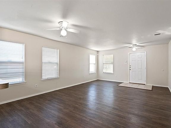 4th image of 20827 Clay Landing Ln