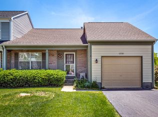 1791 Barnhill Dr, Mundelein, IL