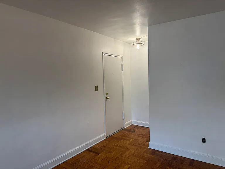 1301 N Ode St #115 — Photo 3