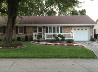 1013 Briarcliff Dr, Rantoul, IL 61866