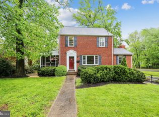 6900 Haycock Rd, Falls Church, VA 22043