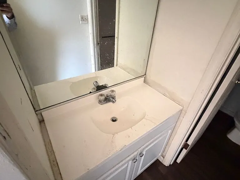 2604 Edmonton Ct — Photo 9