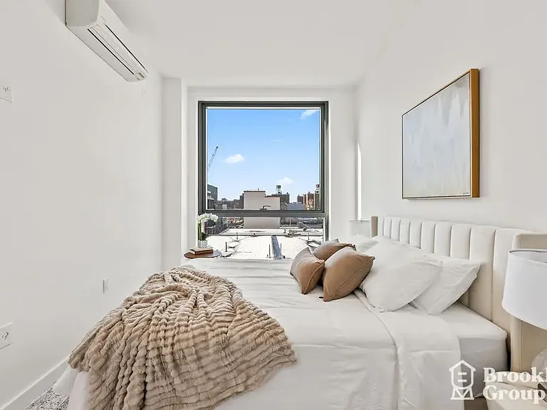 556 Baltic St #901 — Photo 6