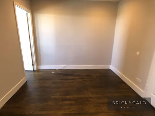 Rented by BRICK & GALO REALTY CORP | media 10