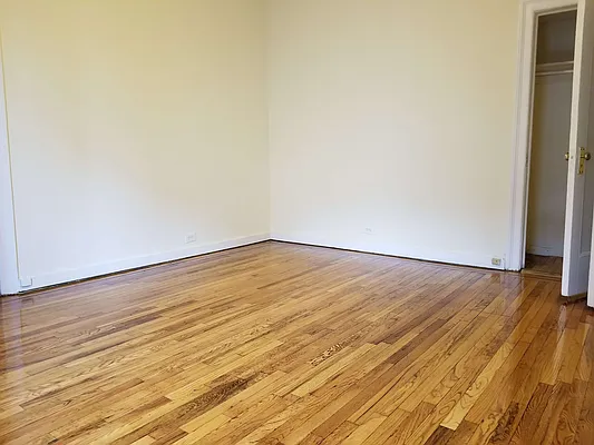 Rented by Bruma Realty LLC | media 11