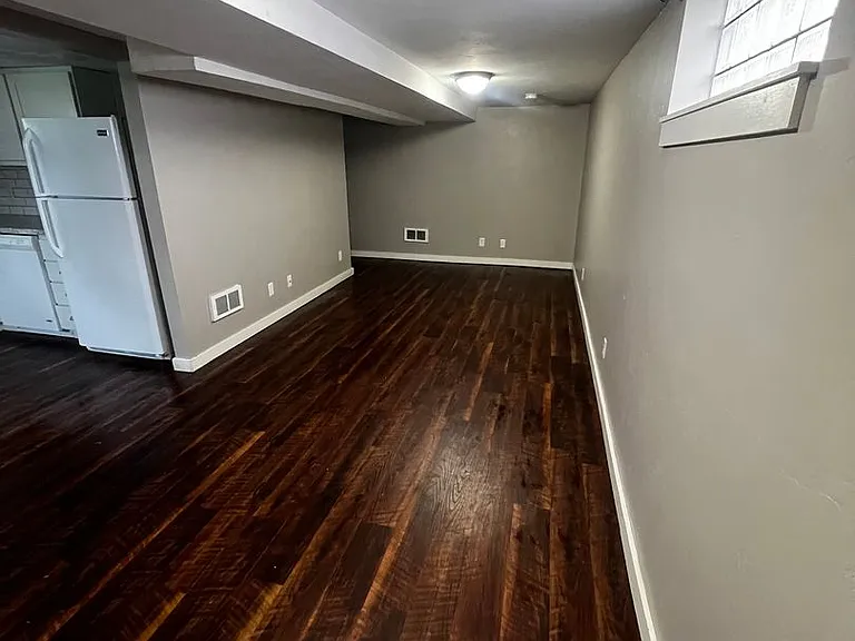 604 N 10th Ave — Photo 3