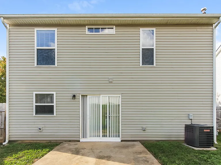 5922 Laurenfield Dr — Photo 16