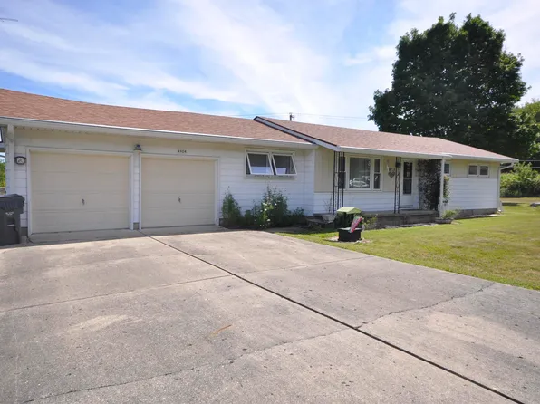 4904 W Elmview Ct, Muncie, IN 47302