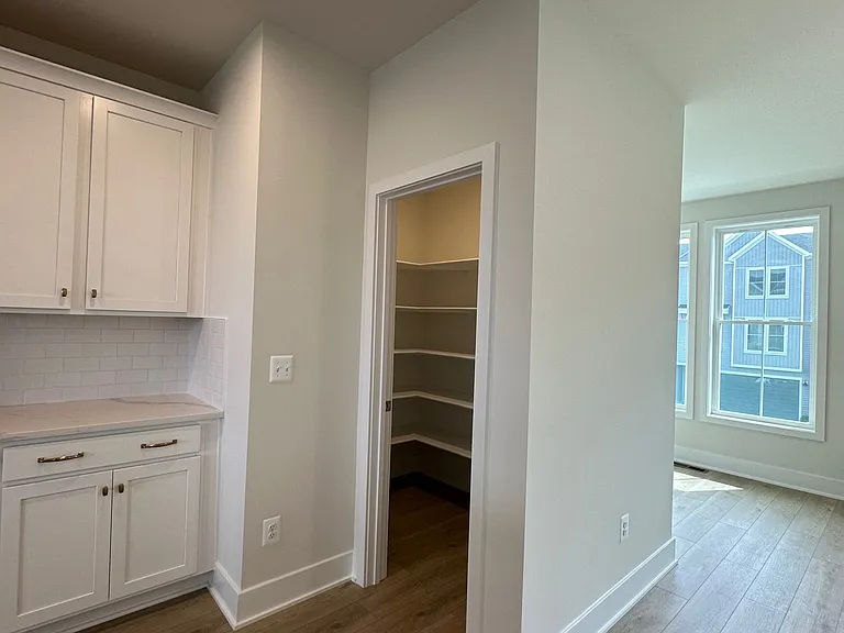 124 Galaxy Pl — Photo 36