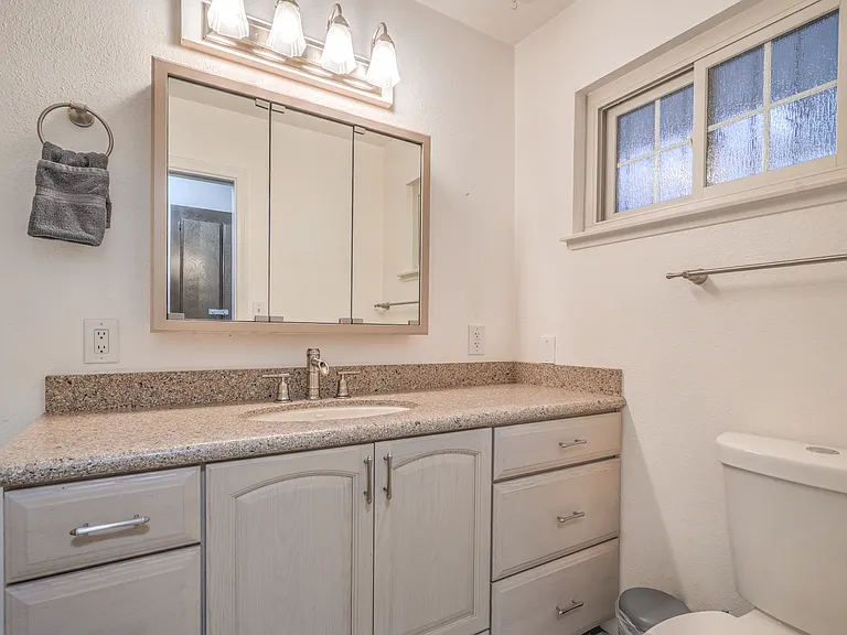 3445 Toquima Cir — Photo 10
