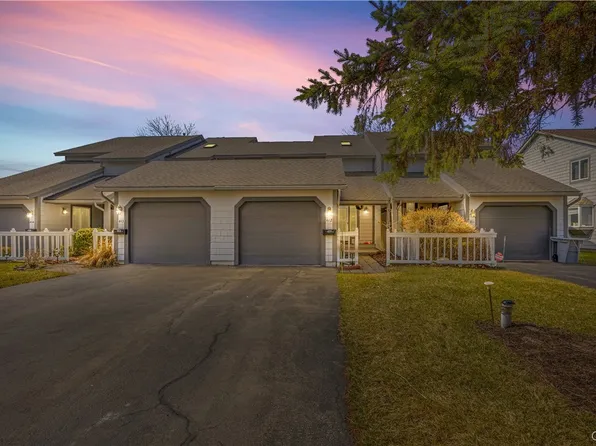 412 Summerhaven Dr N, East Syracuse, NY 13057