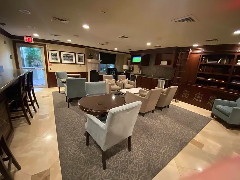 Club room.