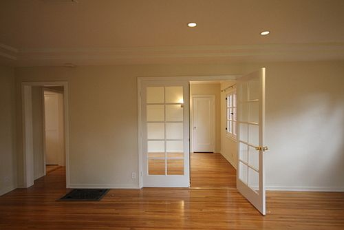 5th image of 2392 Marengo Ave