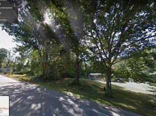 230 Pleasant St, Epping, NH 03042