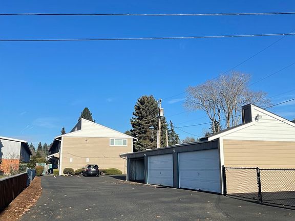 3rd image of 2510 E 8th St #5