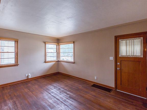 2nd image of 124 E Garland Ave #Not